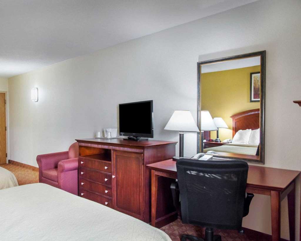 Quality Inn & Suites Miamisburg - Dayton South Oda fotoğraf